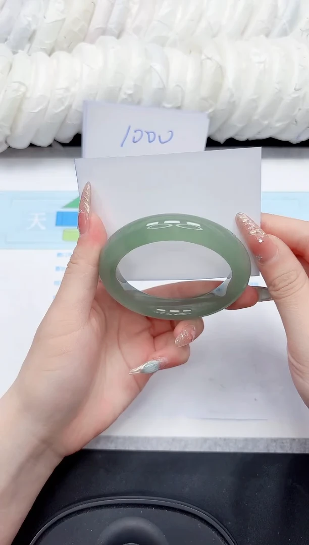 石英质玉手镯未镶嵌23-56