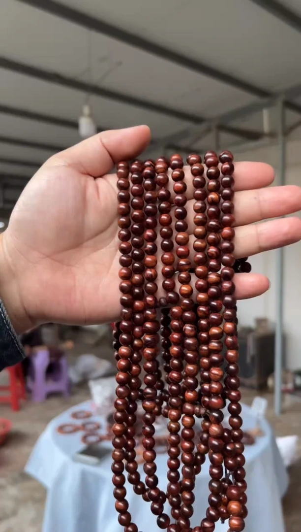 黄花梨/降香黄檀海南黄花梨0.8x108紫红底手串