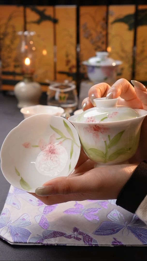 哈哈哈红红火火恍恍惚惚