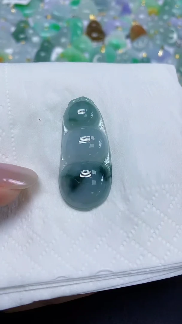 翡翠未镶嵌颈饰天然缅甸翡翠A货