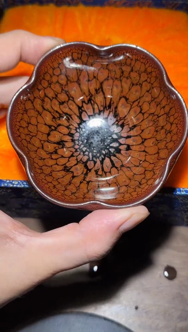 茶盏何定欣老师作品