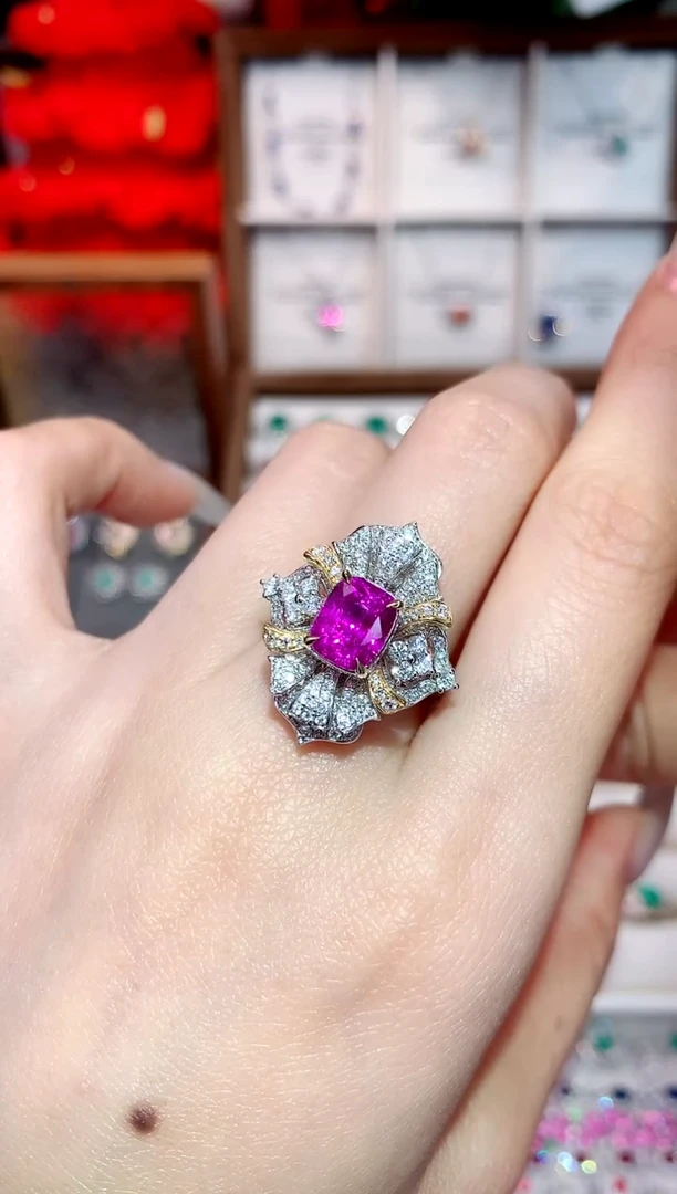 戒指彩色蓝宝石18K金镶嵌3.01ct/天然宝石/七天无理由