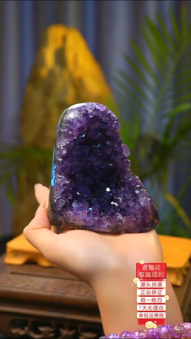 石材精品矿物晶体摆件