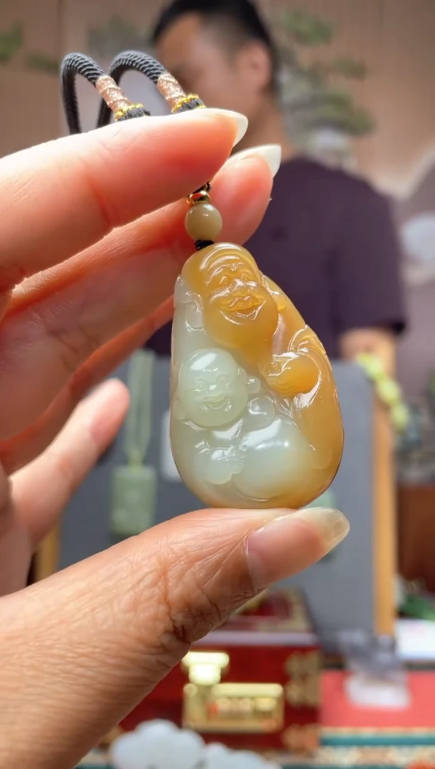 和田玉未镶嵌颈饰拍一发一