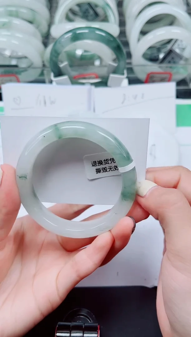 未镶嵌手镯石英质玉127-53/54/55