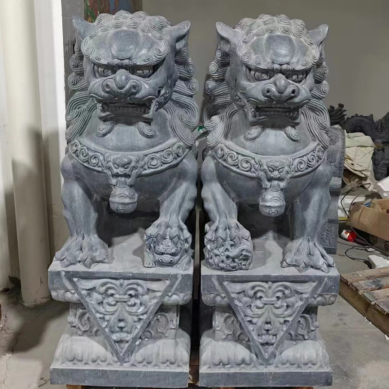 青石雕刻石狮子户外门口家用公司门前装饰摆件摆件天然青石雕狮子