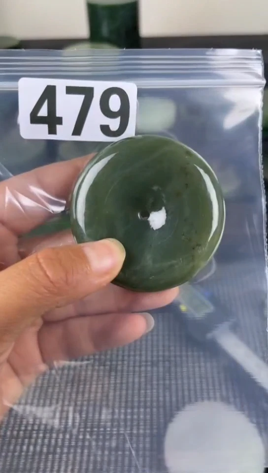 和田玉未镶嵌珠宝半成品扣子