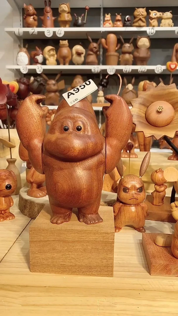 【闪购商品】木木雕摆件可爱卡通