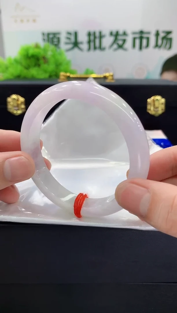 翡翠手镯未镶嵌手镯