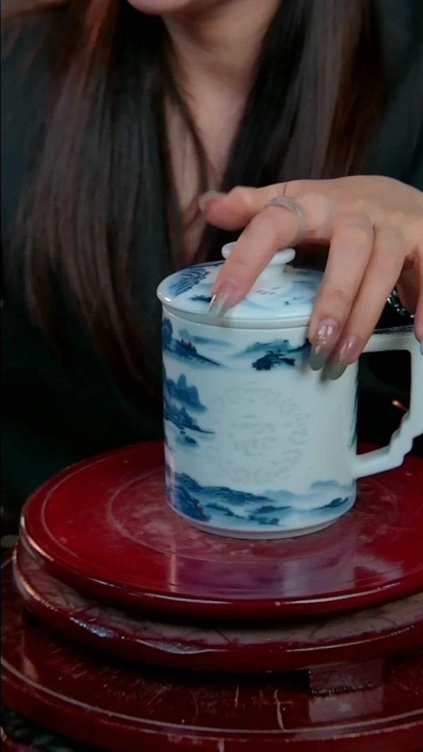 摆件陶景德镇陶瓷摆件山水玲珑办公杯