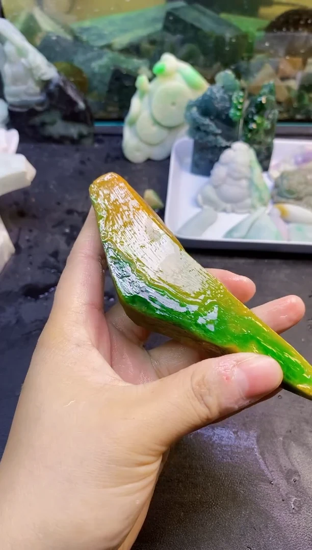 翡翠挂件未镶嵌千****行020