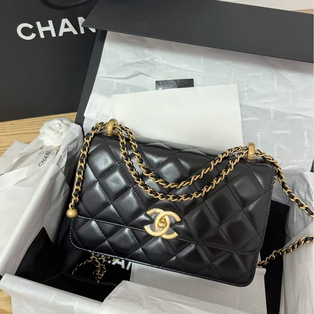 未使用 Chanel/香奈儿 小花6欢24CCF口盖包19cm芯片双金珠皮穿链