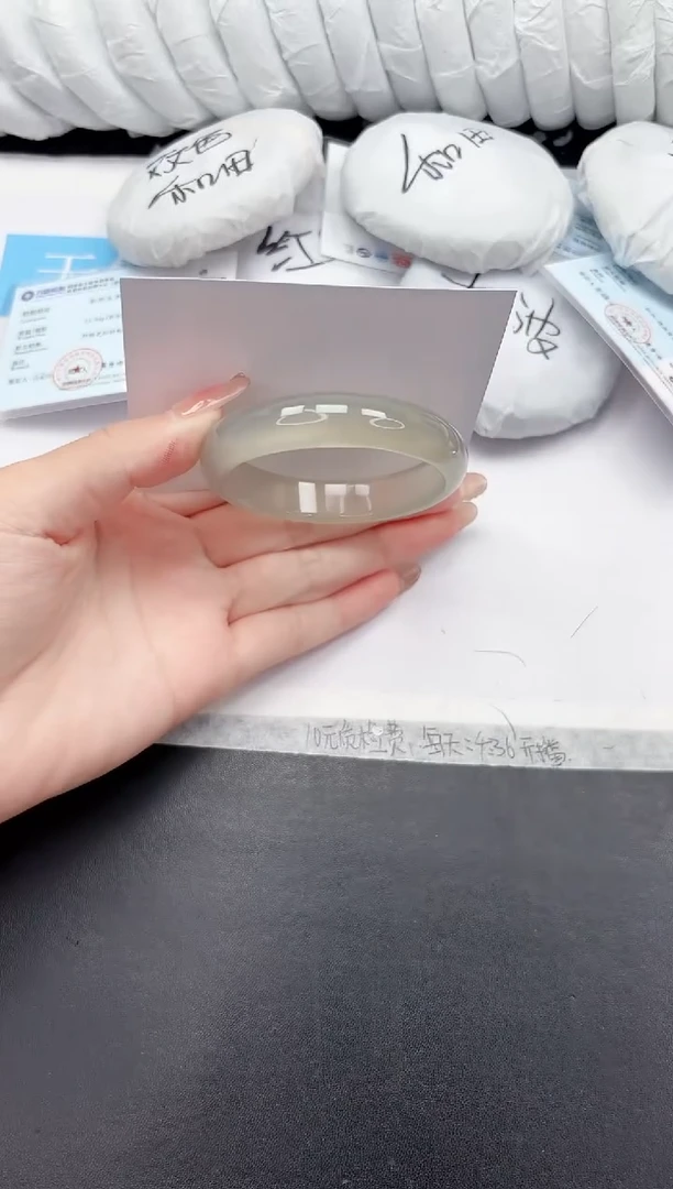 未镶嵌手镯石英质玉125-54MN