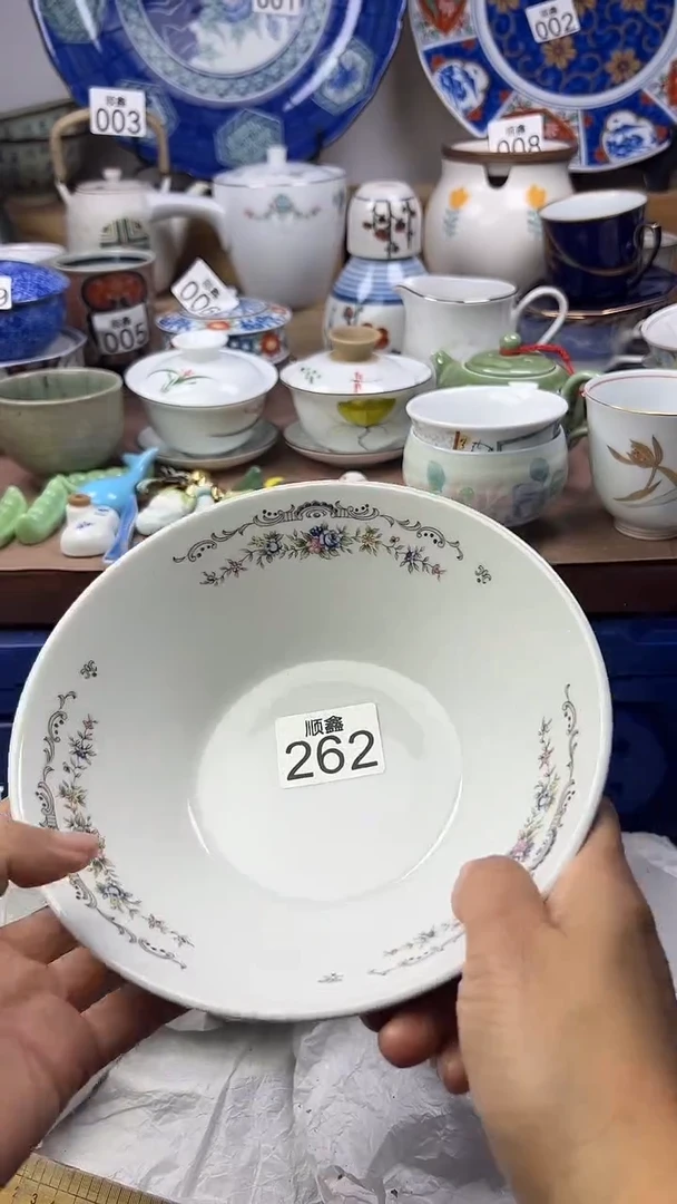 A***月顺鑫工艺品店闪购