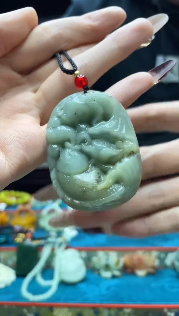 未镶嵌岫玉吊坠·