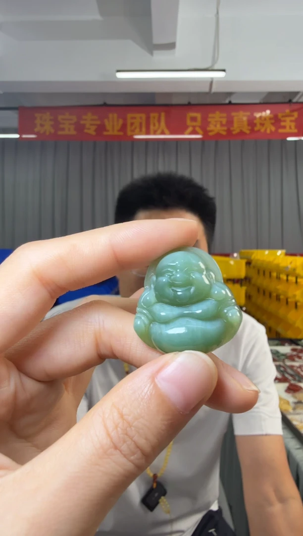 吊坠(不含链)未镶嵌和田玉约30*8mm碧玉粉青佛公吊坠