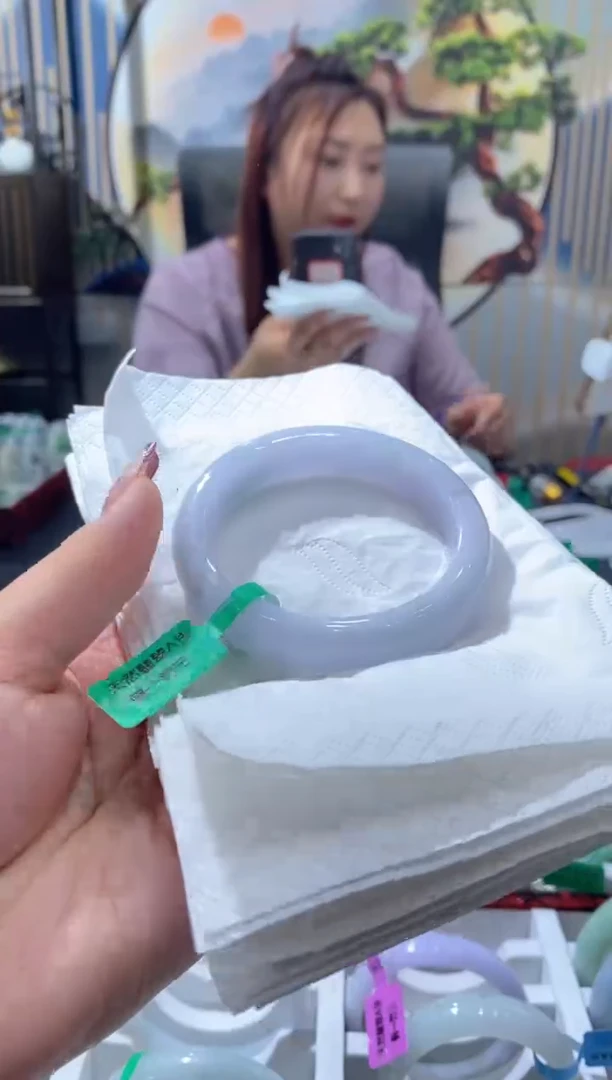 【闪购商品】翡翠手镯未镶嵌00008906