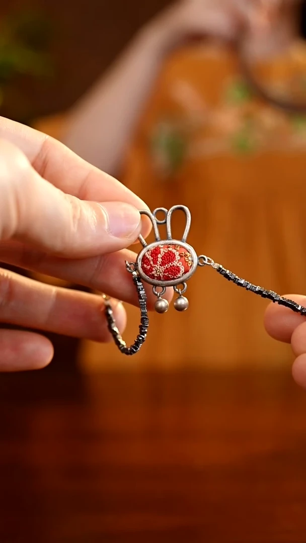 刺绣私人定制苗族手工A595