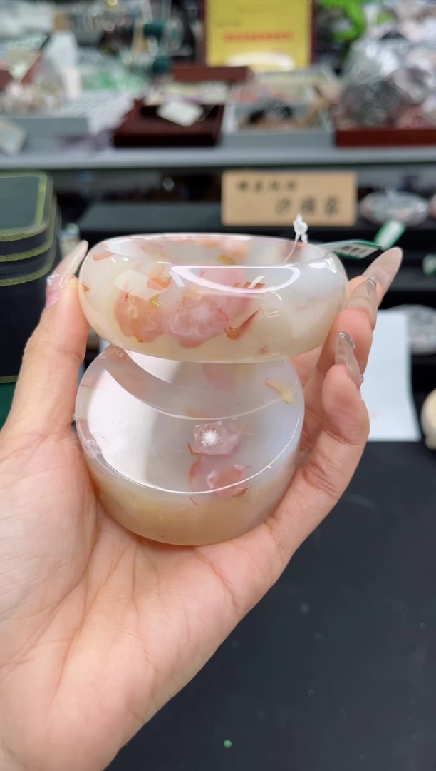 【闪购商品】石英质玉手镯未镶嵌63圈口（赠品镯心）S9070