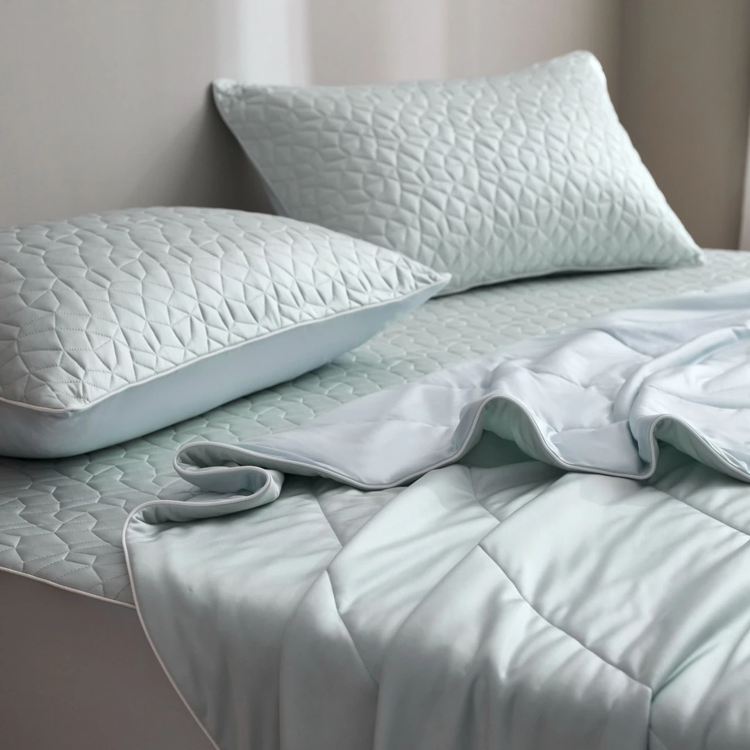 向往家-【玛洛驰-吉拉托夏凉被】沁凉撞色奶豆腐吸湿排汗冰淇淋夏被