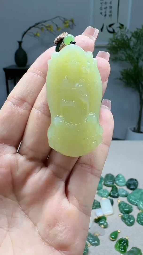 未镶嵌和田玉挂件1