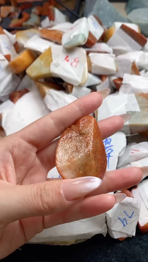 翡翠裸石翡翠挂件裸石