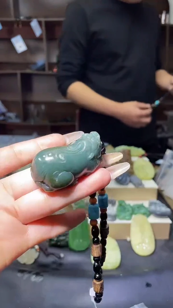 【闪购商品】和田玉颈饰未镶嵌1