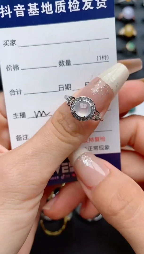 【闪购商品】翡翠戒指银S925镶嵌............