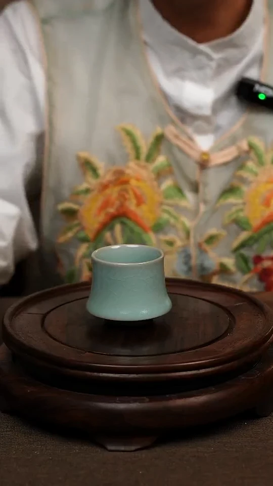 瓷片仿古天青全手聚财杯40ml 微瑕 不带礼盒