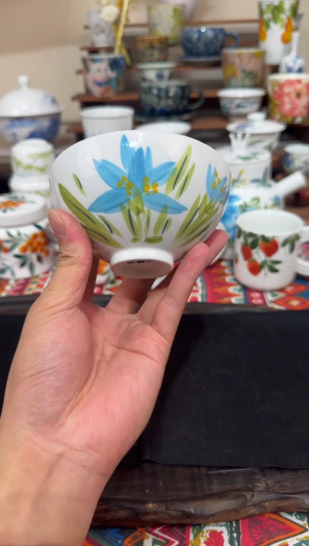 摆件景德镇手绘陶瓷微瑕不影响使用介意勿拍