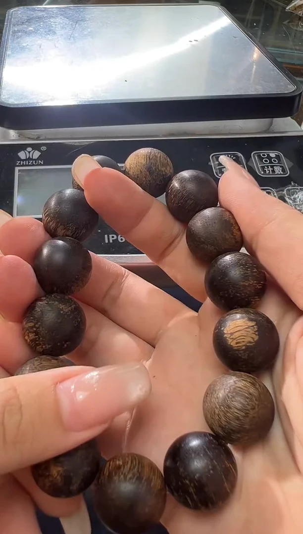 手串沉香47号34克达拉干多样性发一