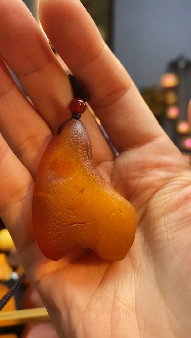 琥珀颈饰未镶嵌挂件