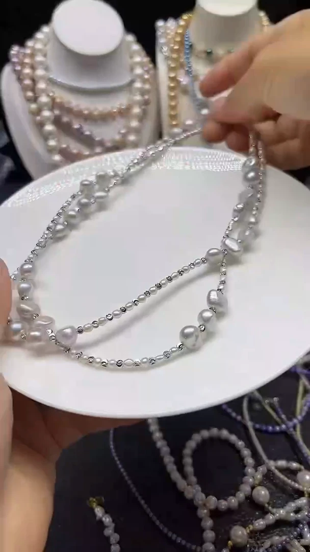 颈饰未镶嵌淡水珍珠多人