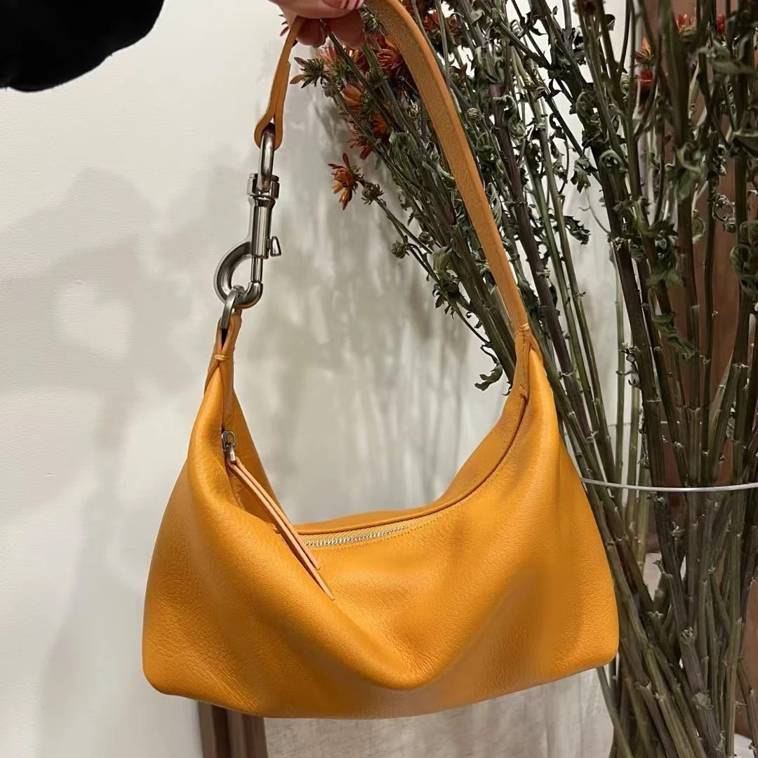 幻鲨新款小众设计师欧洲站休闲真皮时尚百搭女士简约腋下包斜挎包