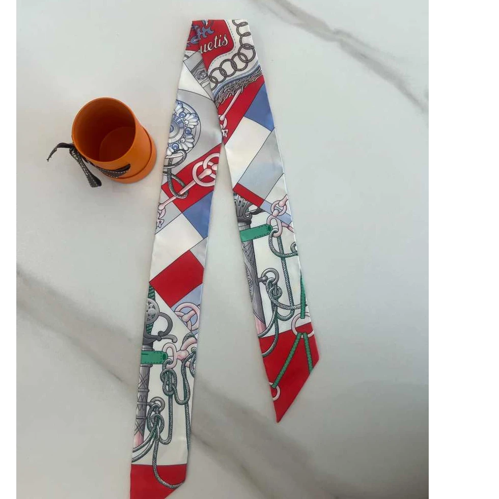 全新未使用 Hermes/爱马仕 twilly 小丝巾