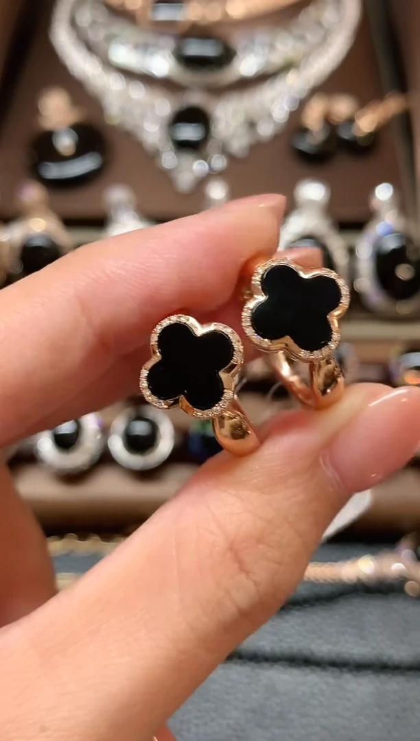 18K金镶嵌戒指翡翠a178多样性一件发无鉴赏