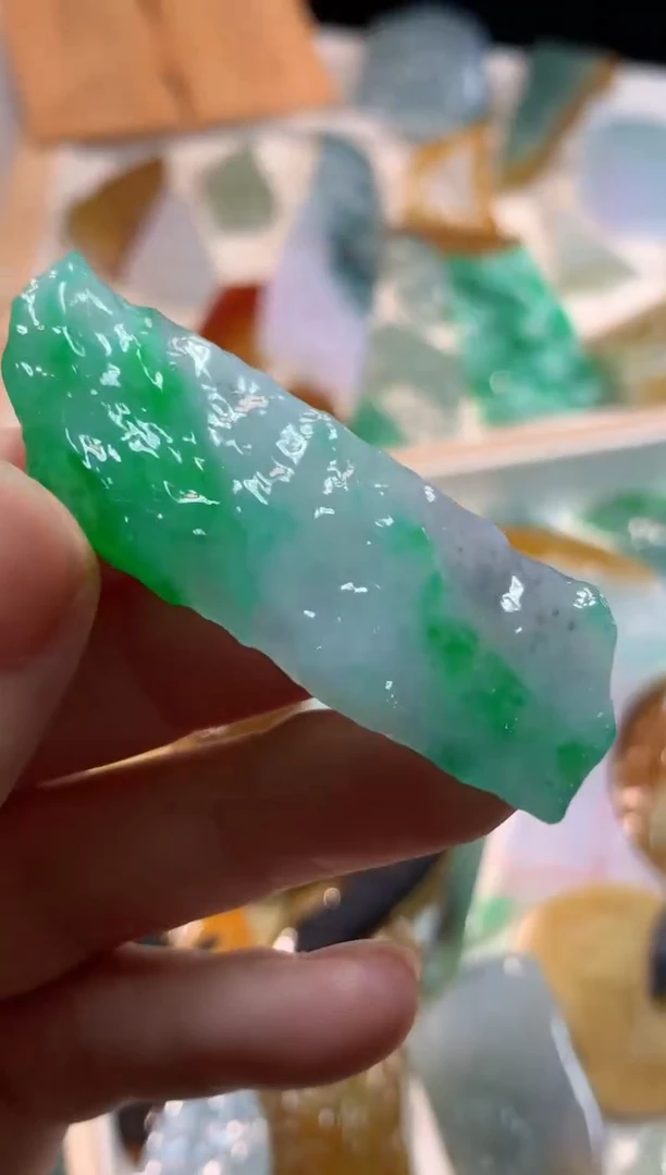 吊坠(不含链)未镶嵌翡翠吊坠