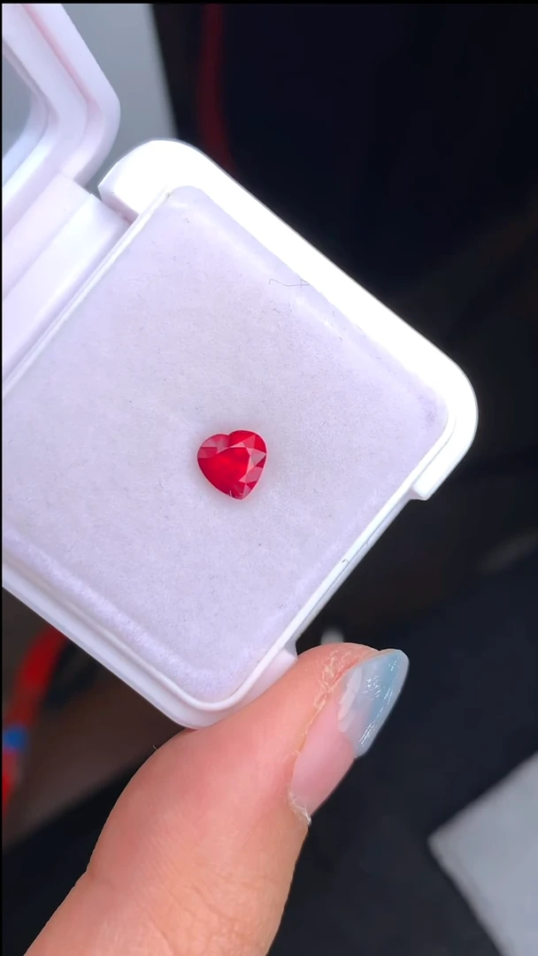 【闪购商品】红宝石裸石未镶嵌1.09克拉