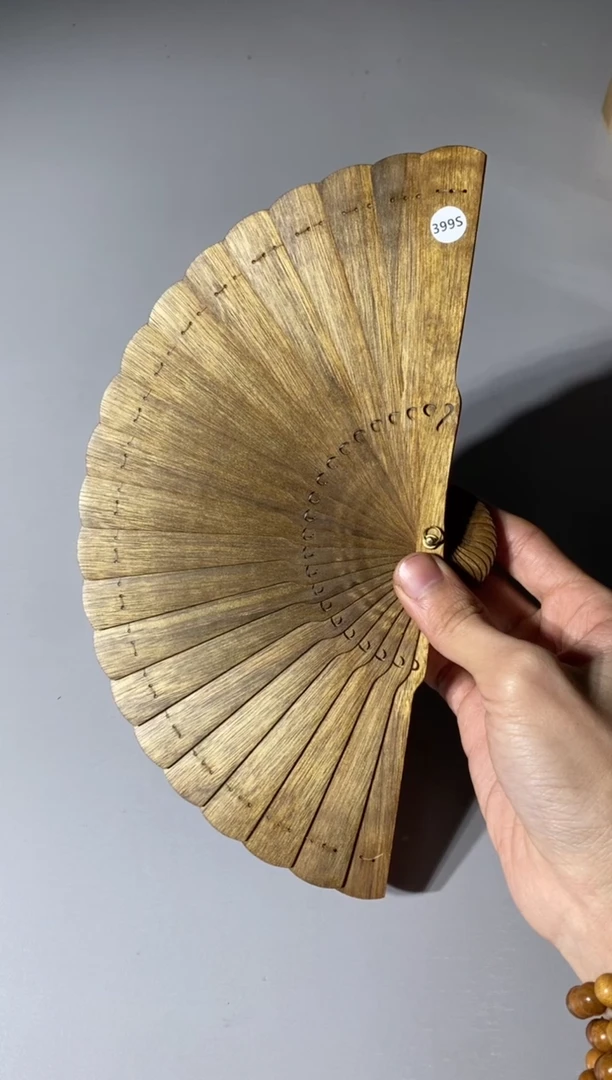 【闪购商品】金丝楠木雕399号15cm金丝楠木小叶桢楠扇子