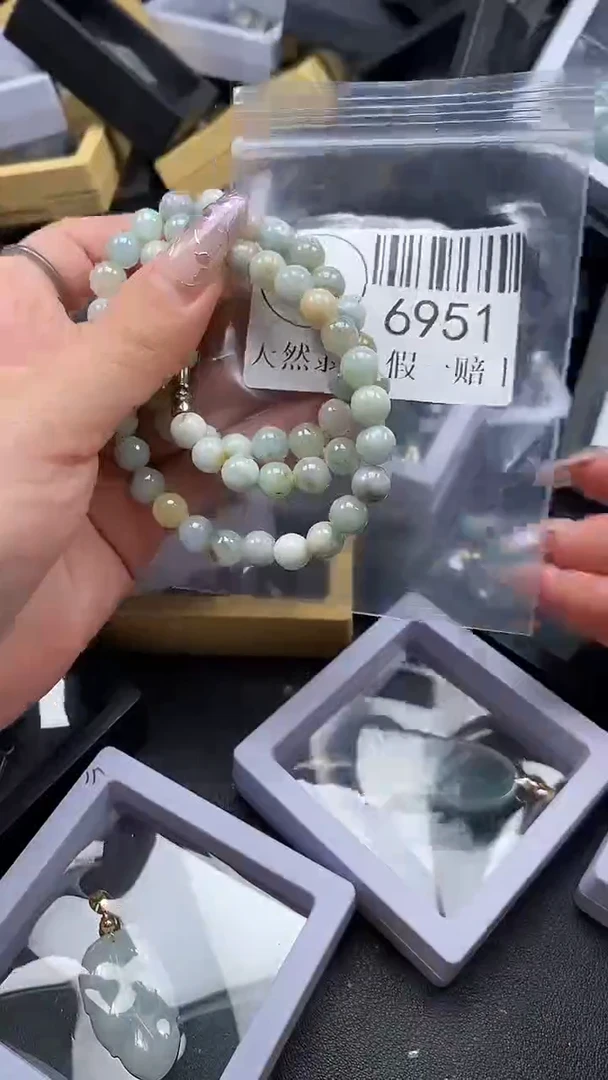 吊坠(不含链)未镶嵌翡翠6951