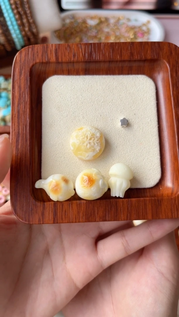 【闪购商品】蜜蜡裸石未镶嵌雪花配件套装