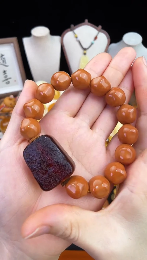 琥珀未镶嵌珠宝奇石柒月