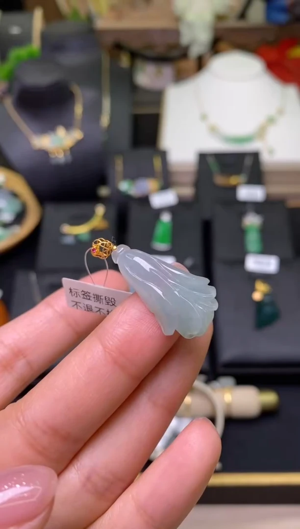 【闪购商品】翡翠颈饰18K金镶嵌净货18037