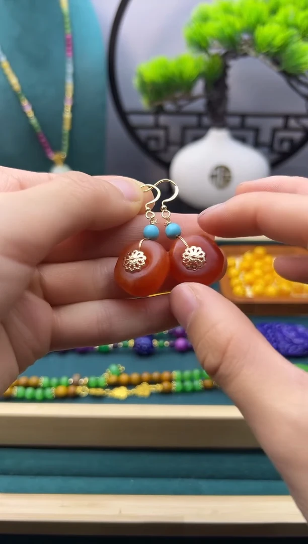 【闪购商品】蜜蜡耳饰14K金镶嵌E137