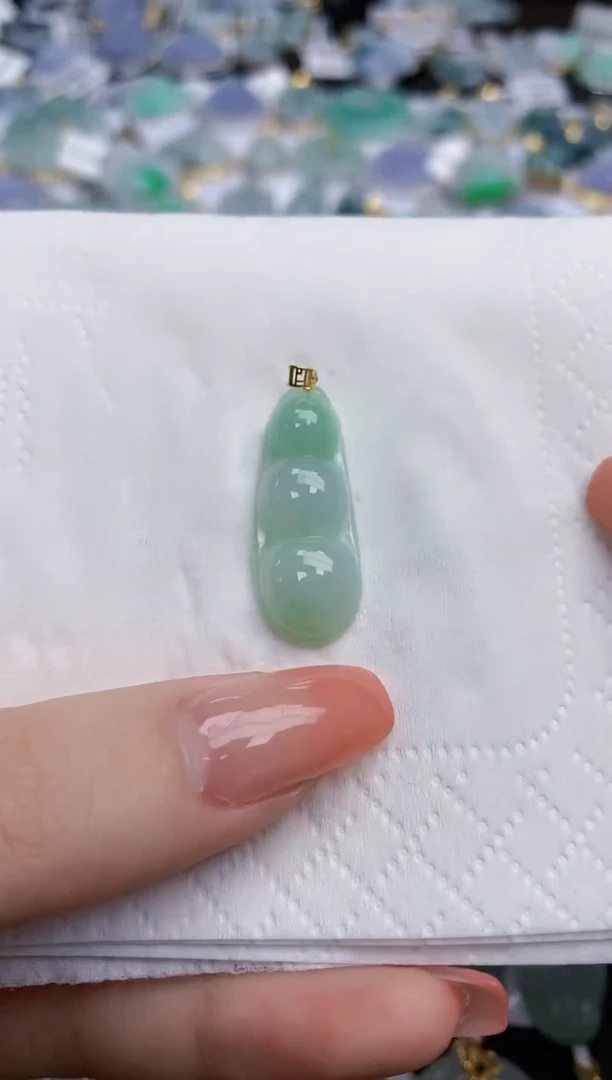 【闪购商品】翡翠颈饰未镶嵌天然缅甸翡翠A货