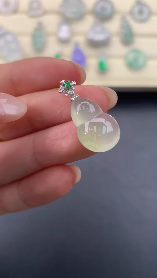 【闪购商品】翡翠颈饰18K金镶嵌X88       