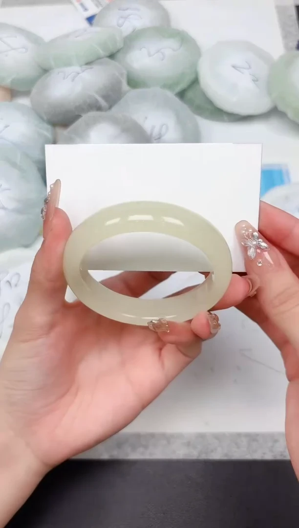 石英质玉手镯未镶嵌401-54.3