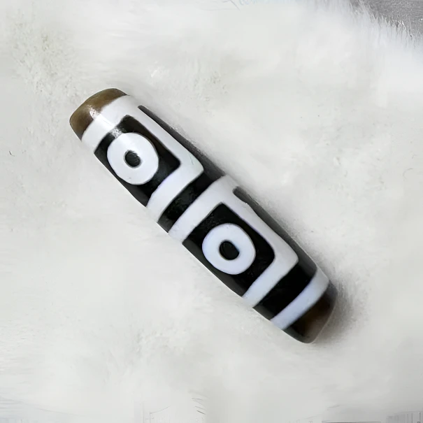 行运任晓潘手工极黑白孤品地门四眼只有一颗！条纹玛瑙工艺品