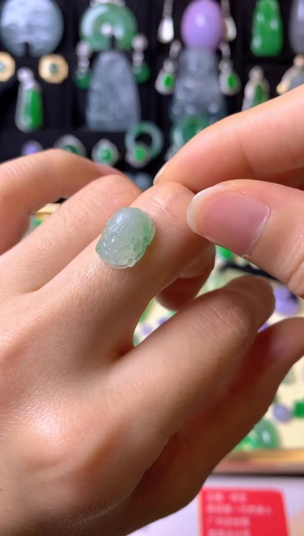 【闪购商品】定制翡翠未镶嵌毛货抛光