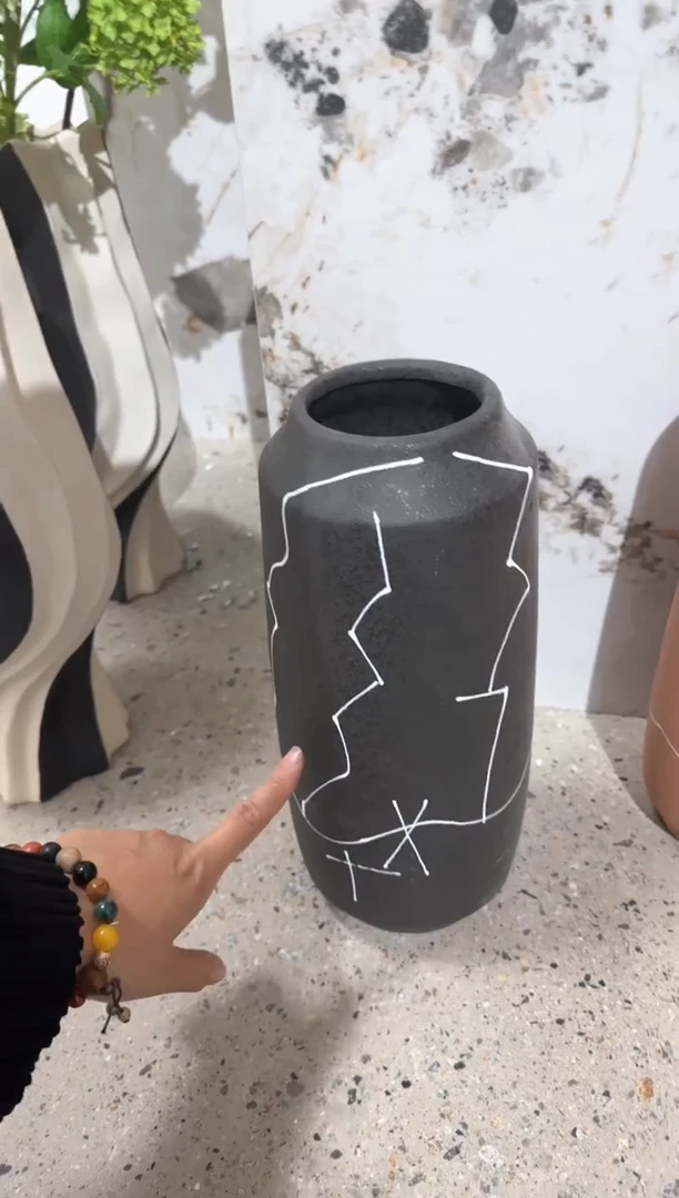 【闪购商品】陶瓷高款黑